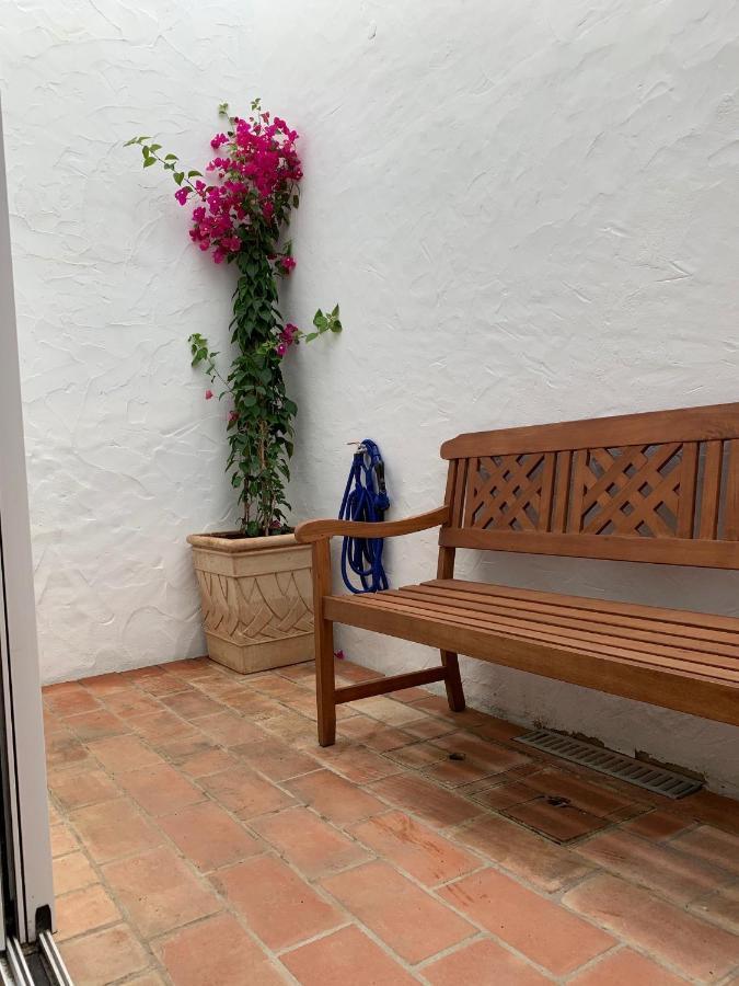 Stylish Townhouse With Gallery In The Heart Of Tavira For Two Exterior photo